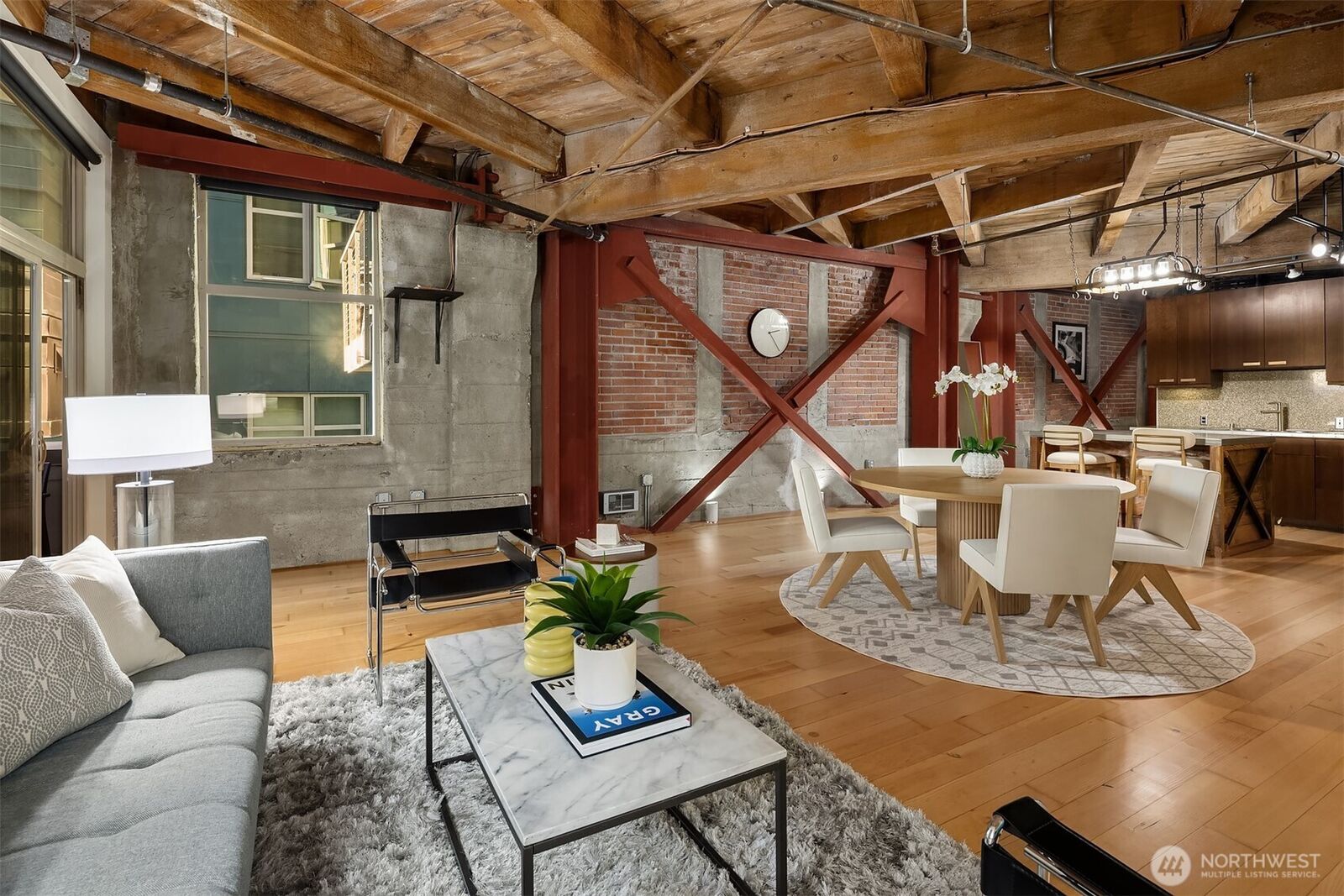 Property Photo: 1408 12th Avenue 205 WA 98122