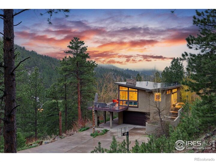 Property Photo:  1127 Valley Lane  CO 80302 