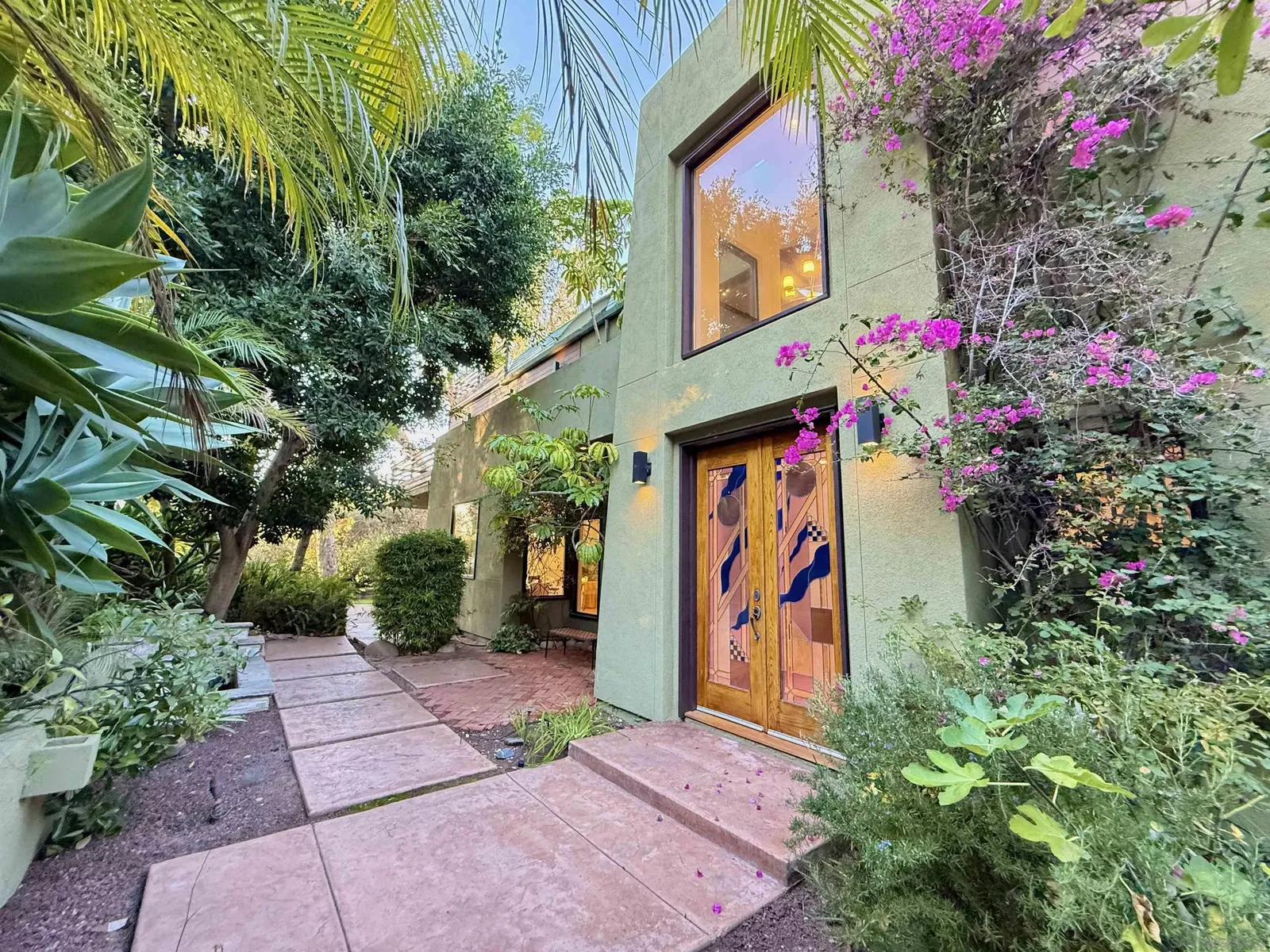 Property Photo: 3566 Albatross St CA 92103