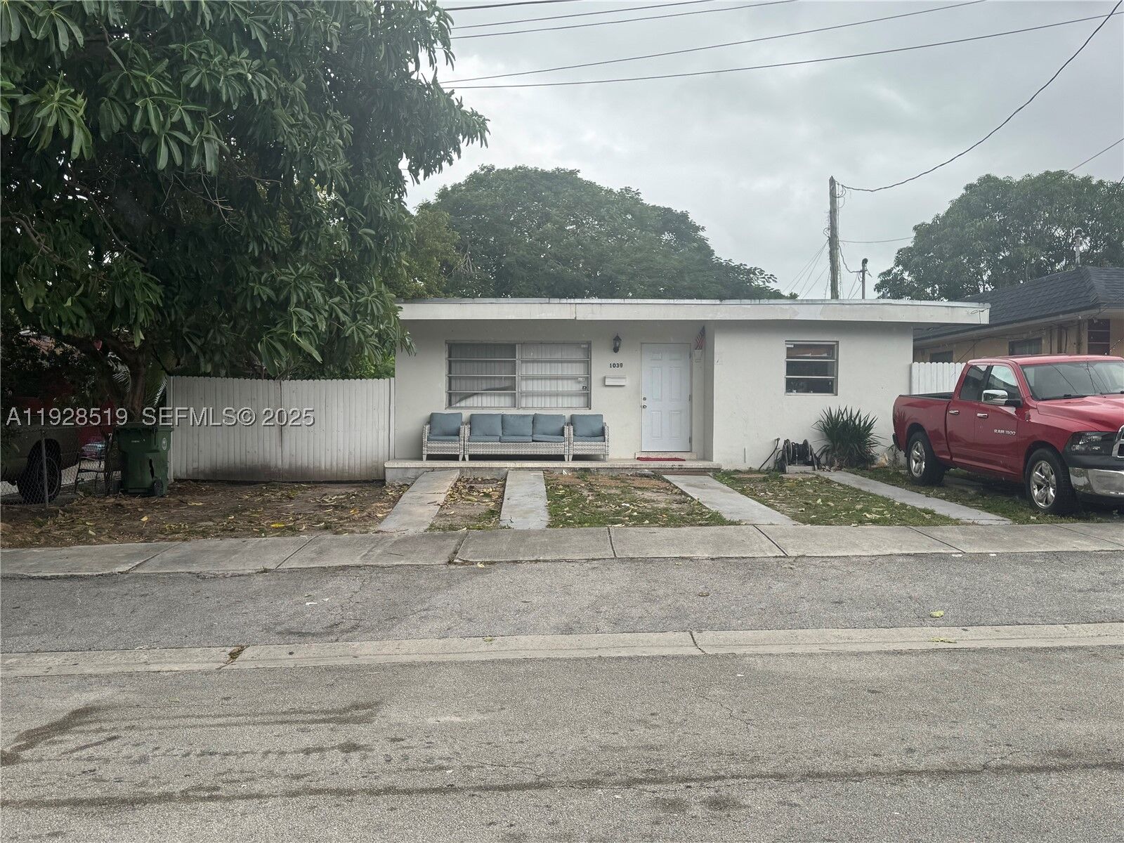 Property Photo:  1032 SW 10th Street  FL 33130 
