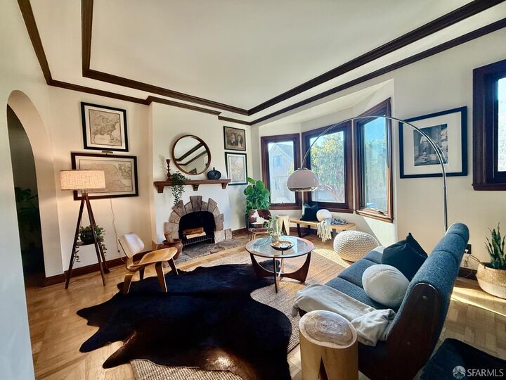 Property Photo: 247 Gates Street CA 94110