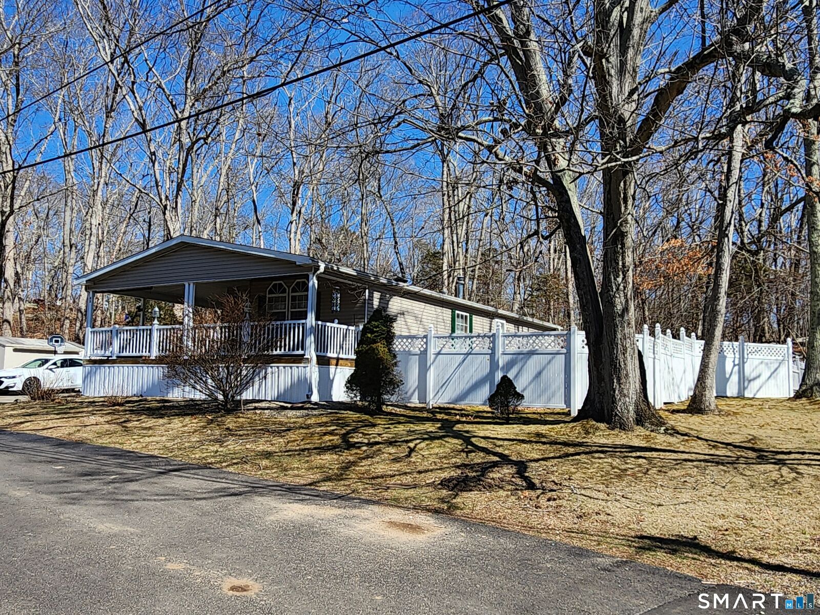 Property Photo:  43 Evergreen Park  CT 06413 