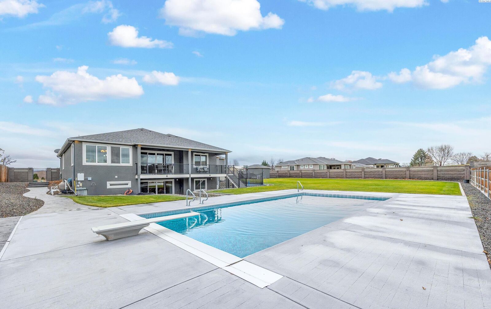 Property Photo:  5221 W Richardson Road  WA 99301 