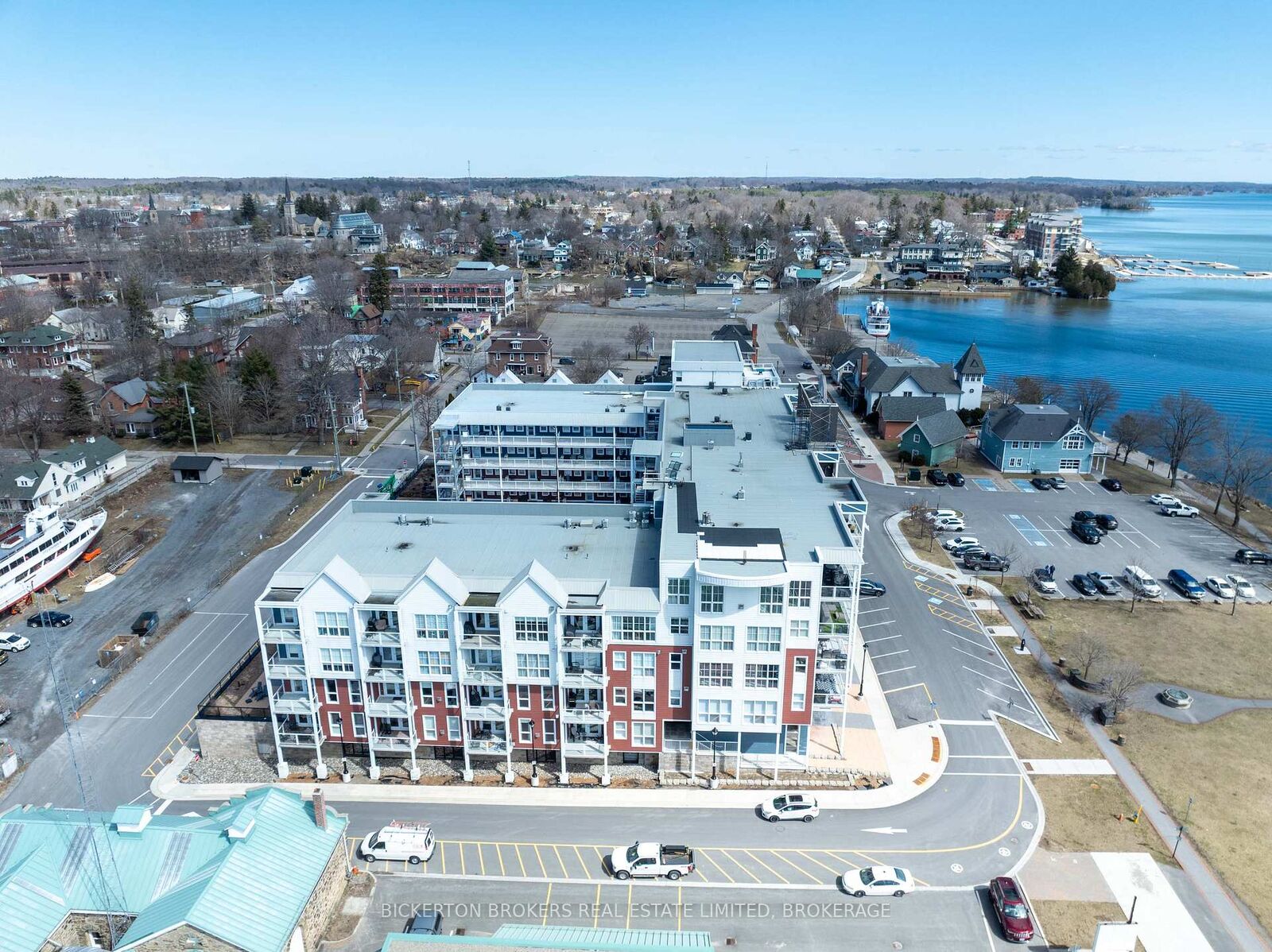 Property Photo: 130 Water Street 403 ON K7G 0A8