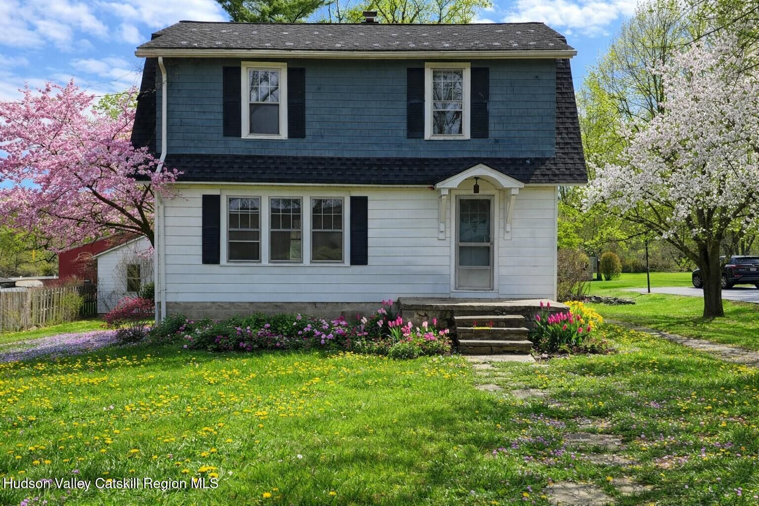 Property Photo:  143 Old Route 209  NY 12443 