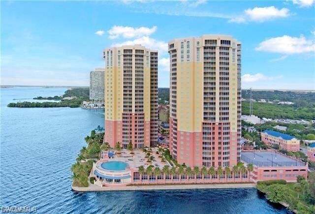 Property Photo:  2743 1st St 2503  FL 33916 