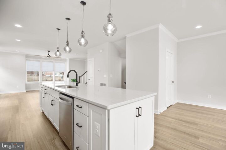 Property Photo:  301 Willis Street  VA 22401 