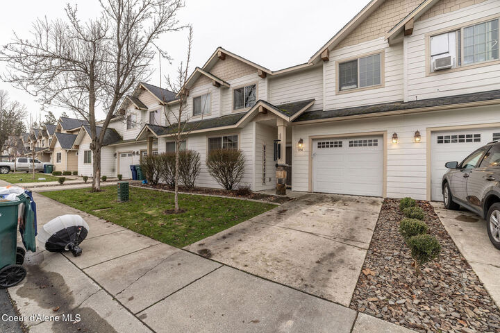 Property Photo:  1154 W Willow Lake Loop  ID 83815 