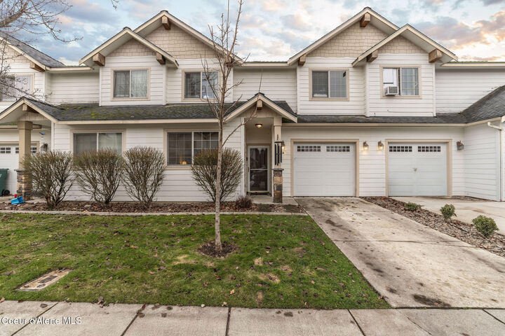 Property Photo:  1154 W Willow Lake Loop  ID 83815 