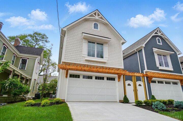 Property Photo: 1225 Corbett Street OH 45208