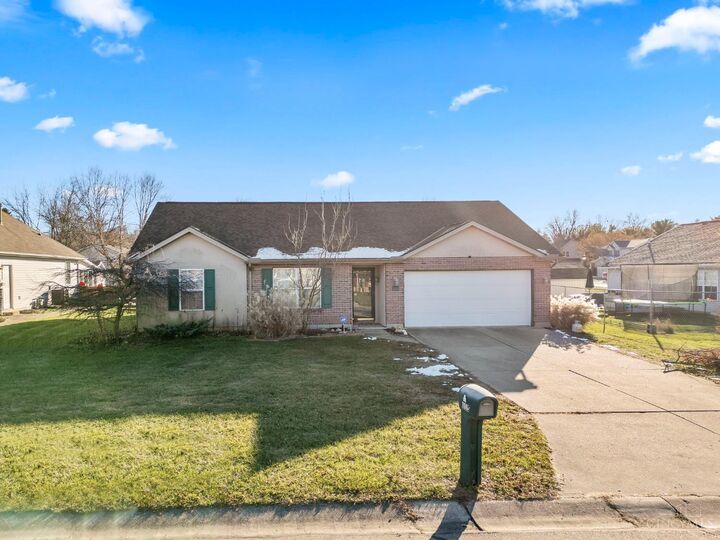 Property Photo:  115 Meeker Lane  OH 45050 