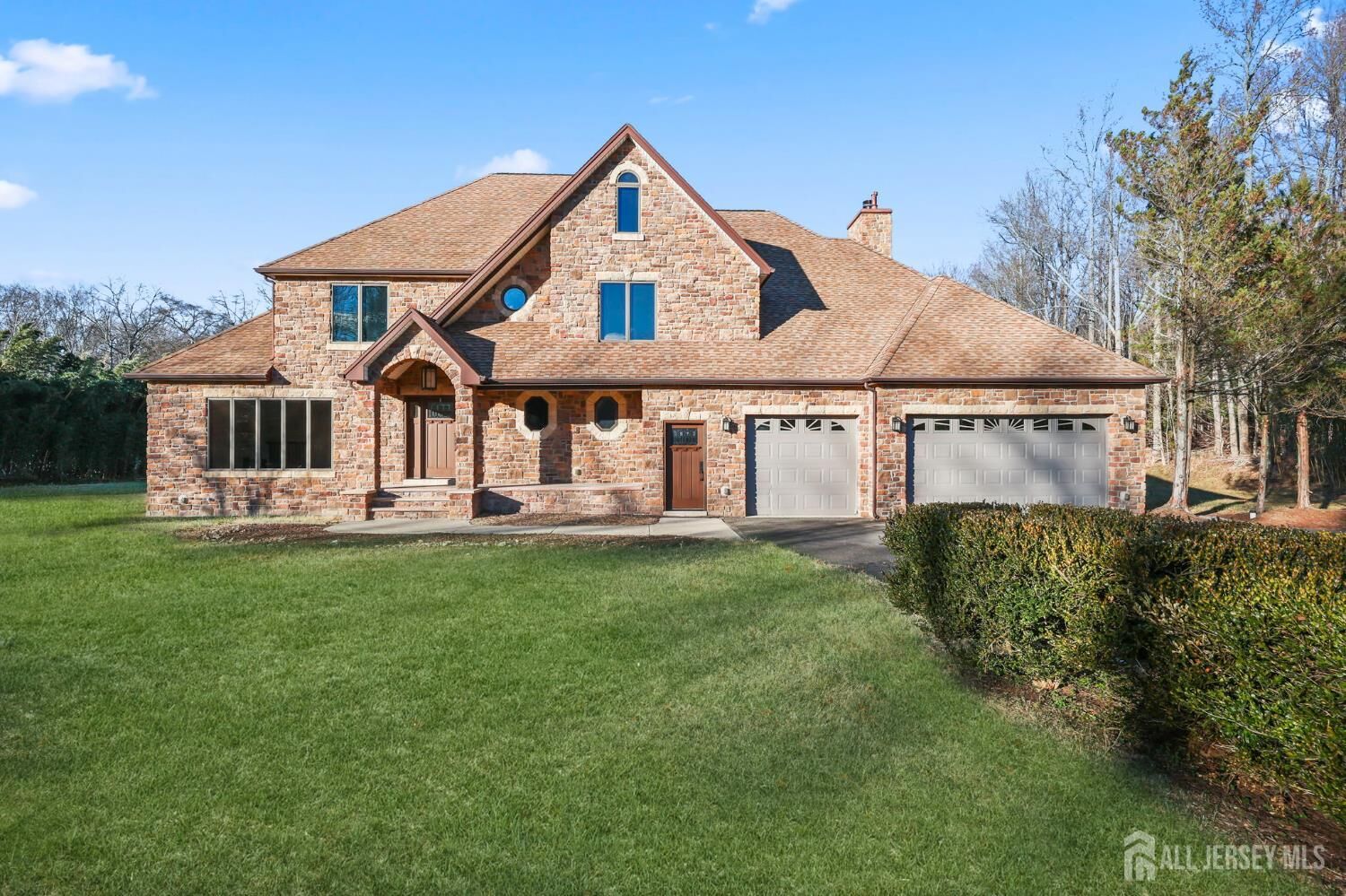 Property Photo:  268 268 Matchaponix Avenue  NJ 08831 