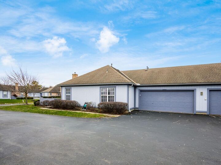 Property Photo: 3782 Falls Circle Drive OH 43026