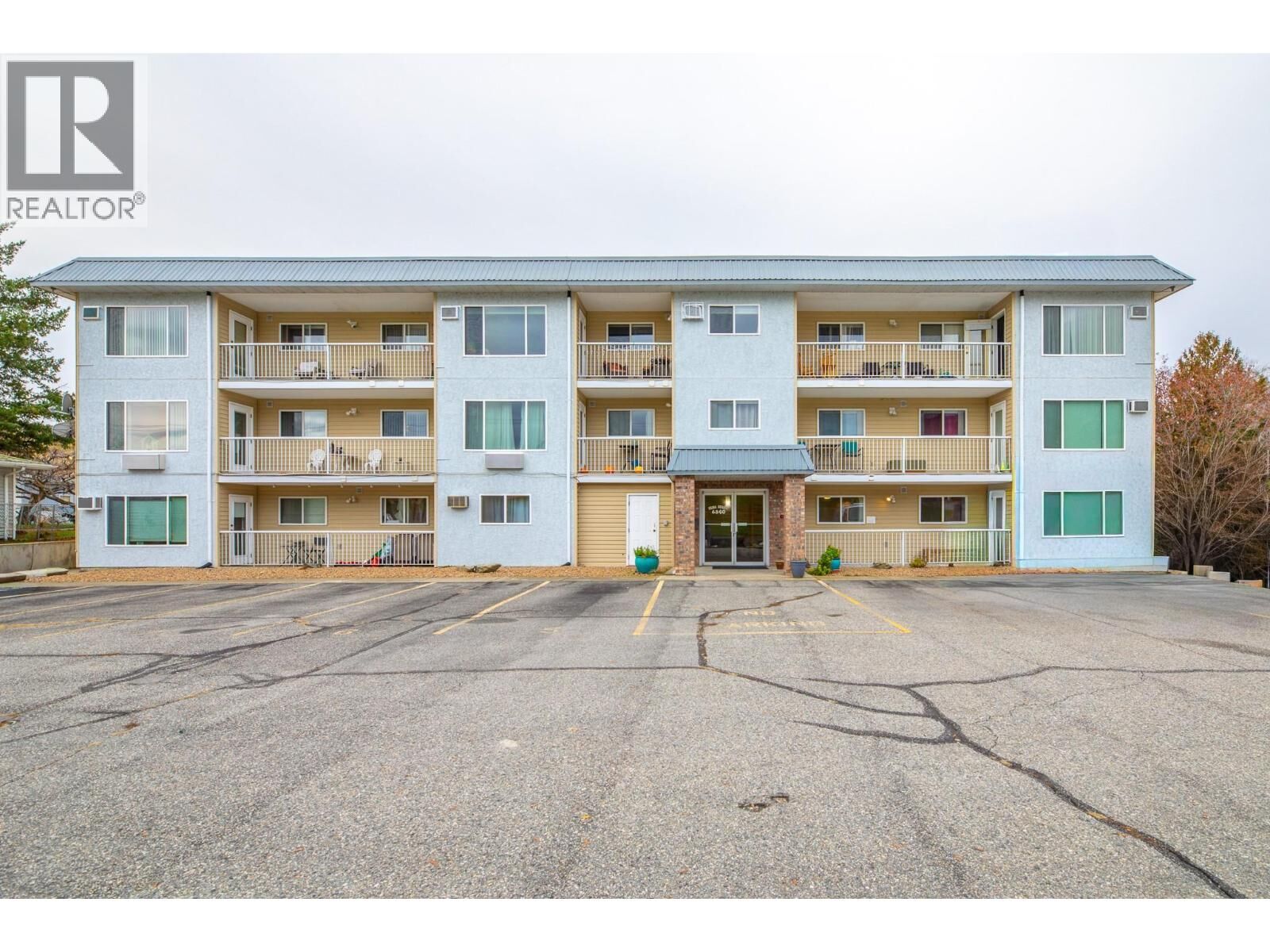 Property Photo: 6840 89th Street 314 BC V0H 1V1