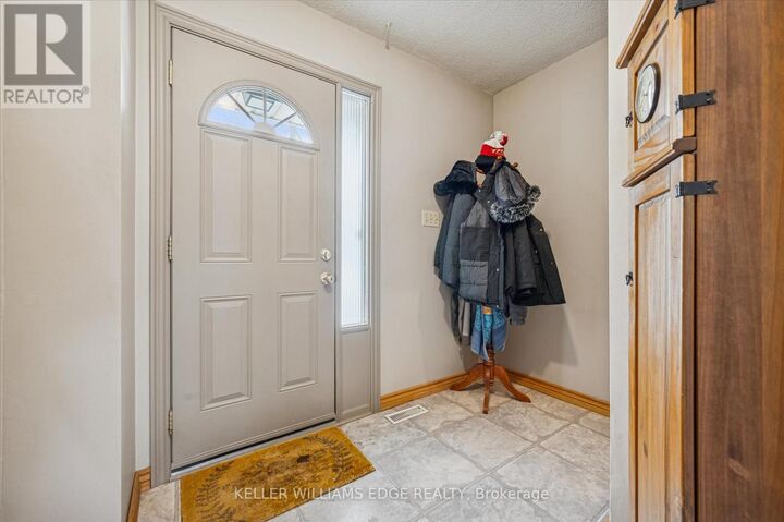 Property Photo:  51 Paulander Drive 31  ON N2M 5E5 