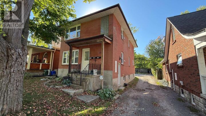 Property Photo:  17 Carfrae Crescent  ON N6C 4A8 