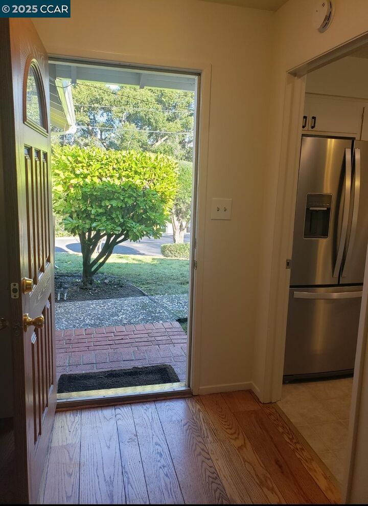 Property Photo: 44 Muth Dr CA 94563