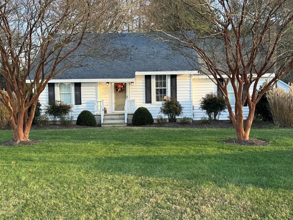 Property Photo:  4160 Hadlock Rd  VA 23350 