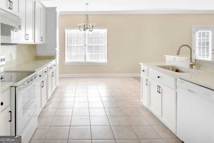 Property Photo:  161 Huntington Circle  GA 31525 