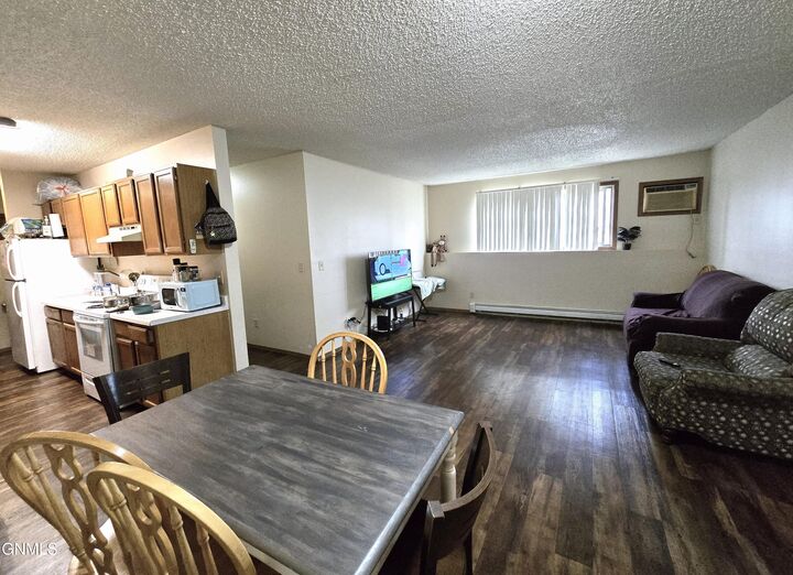 Property Photo: 1112 Portland Drive 104 ND 58504