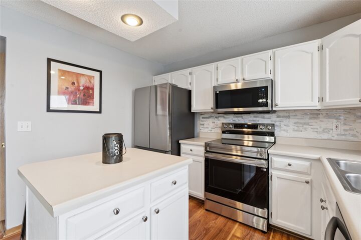 Property Photo:  356 NW Georgetown Boulevard  IA 50023 