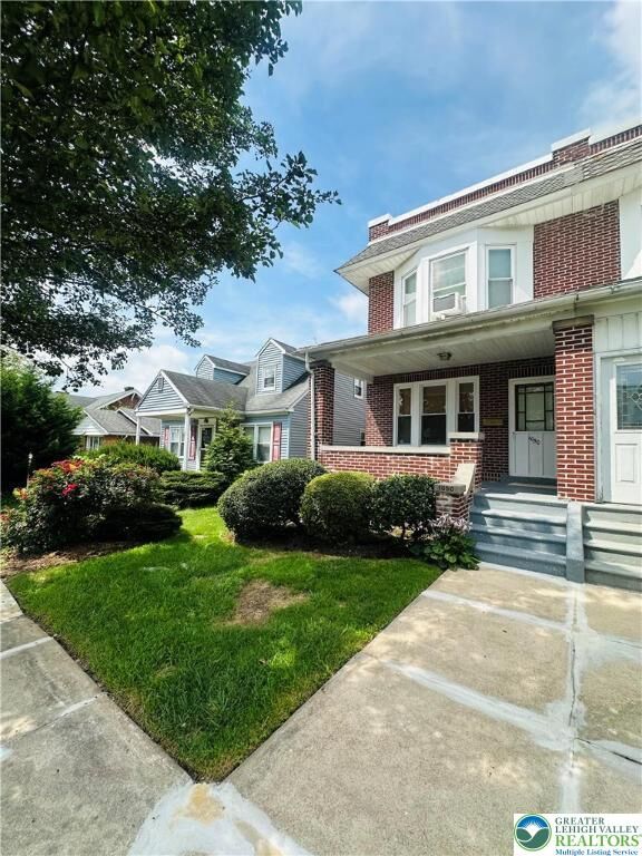 Property Photo: 1050 N 19th PA 18104