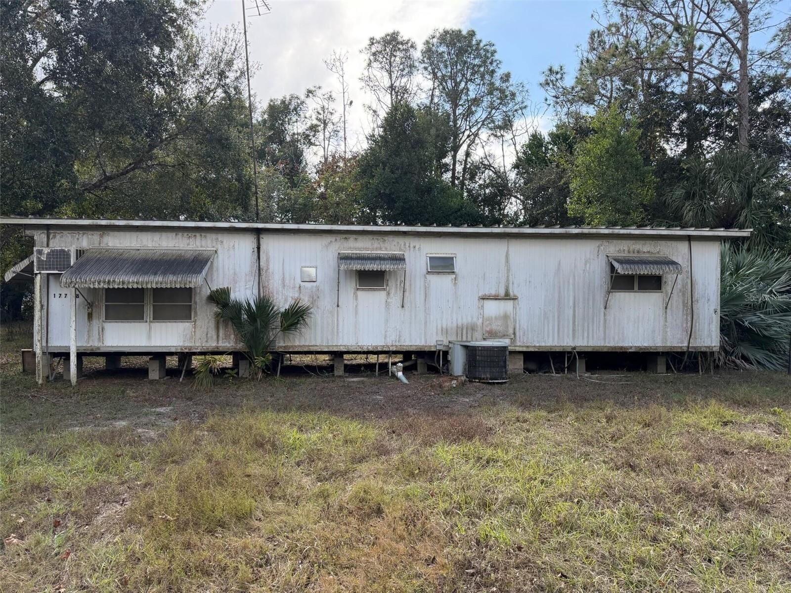 Property Photo:  17718 Coon Hide Road  FL 34610 