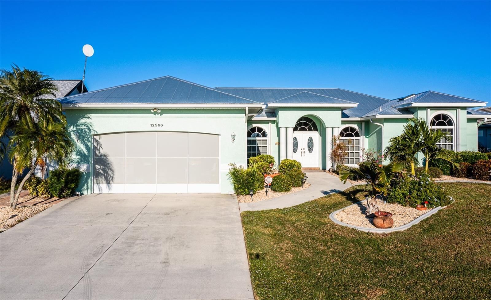 Property Photo:  12566 Bacchus Road  FL 33981 