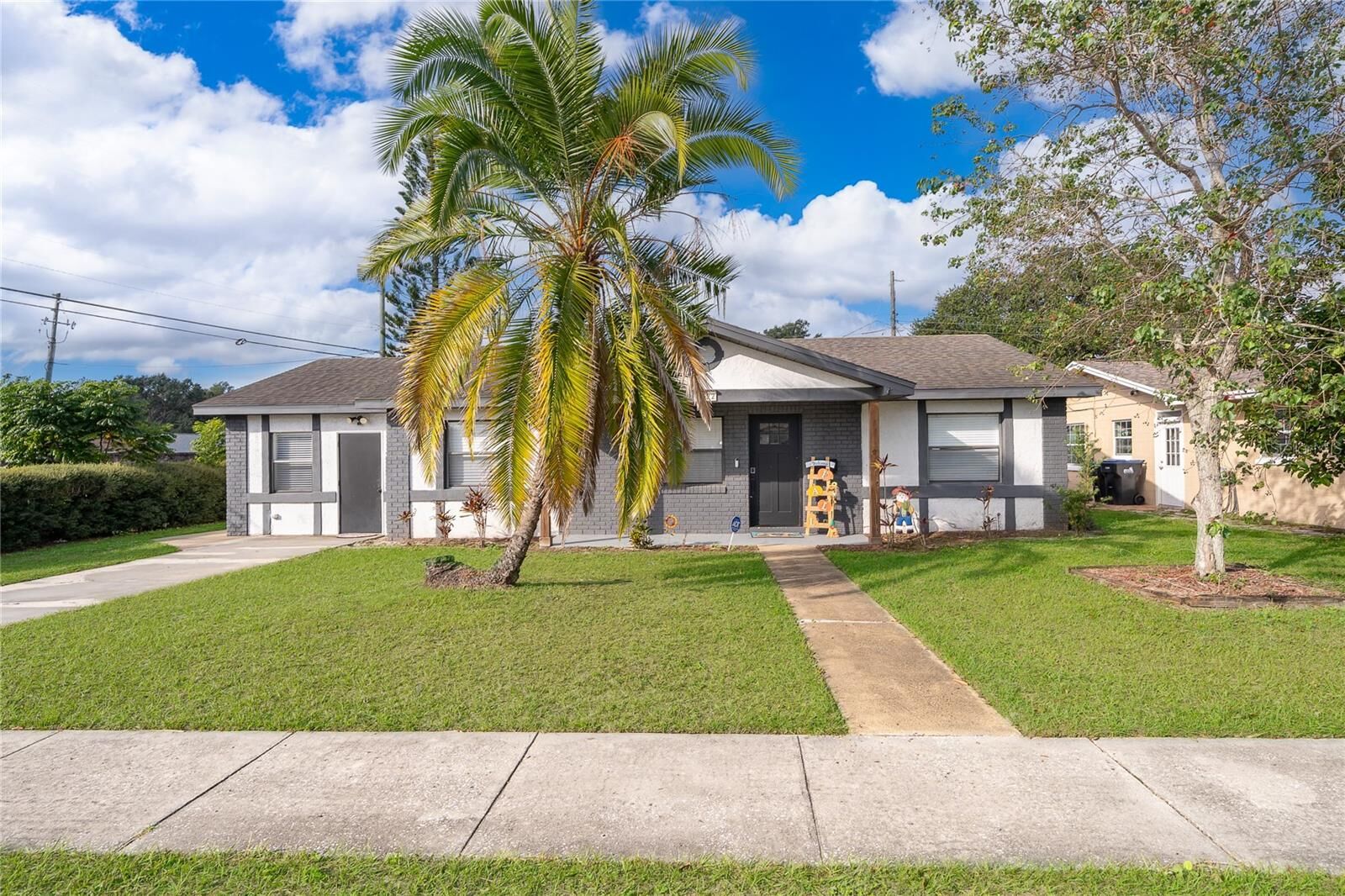 Property Photo: 4522 Fetrow Drive FL 32812