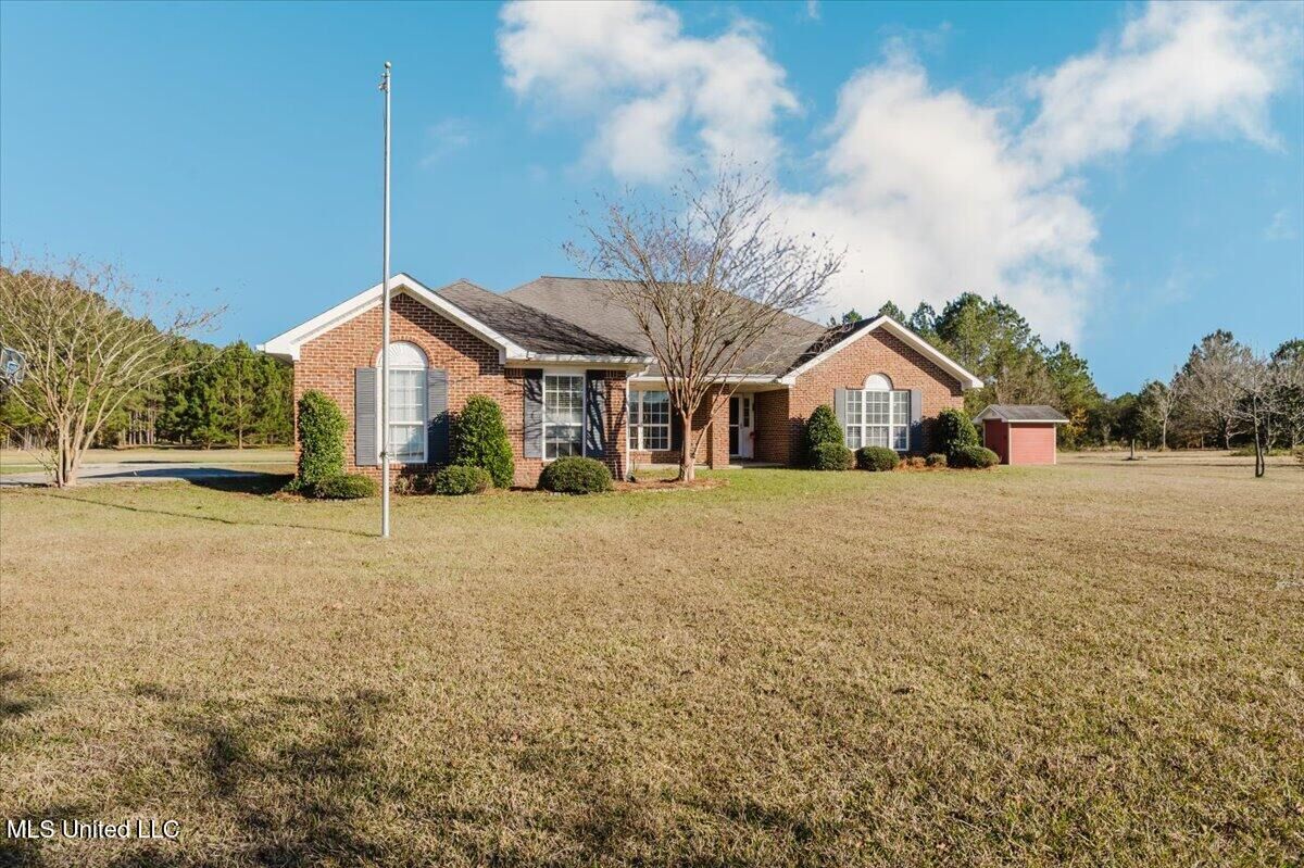Property Photo: 17920 Rayford Shumock Road MS 39562