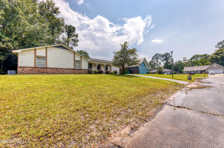 Property Photo:  12513 W Canterbury Drive  MS 39564 
