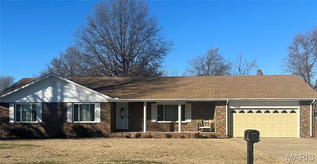 Property Photo: 106 Holmes Drive MO 63801