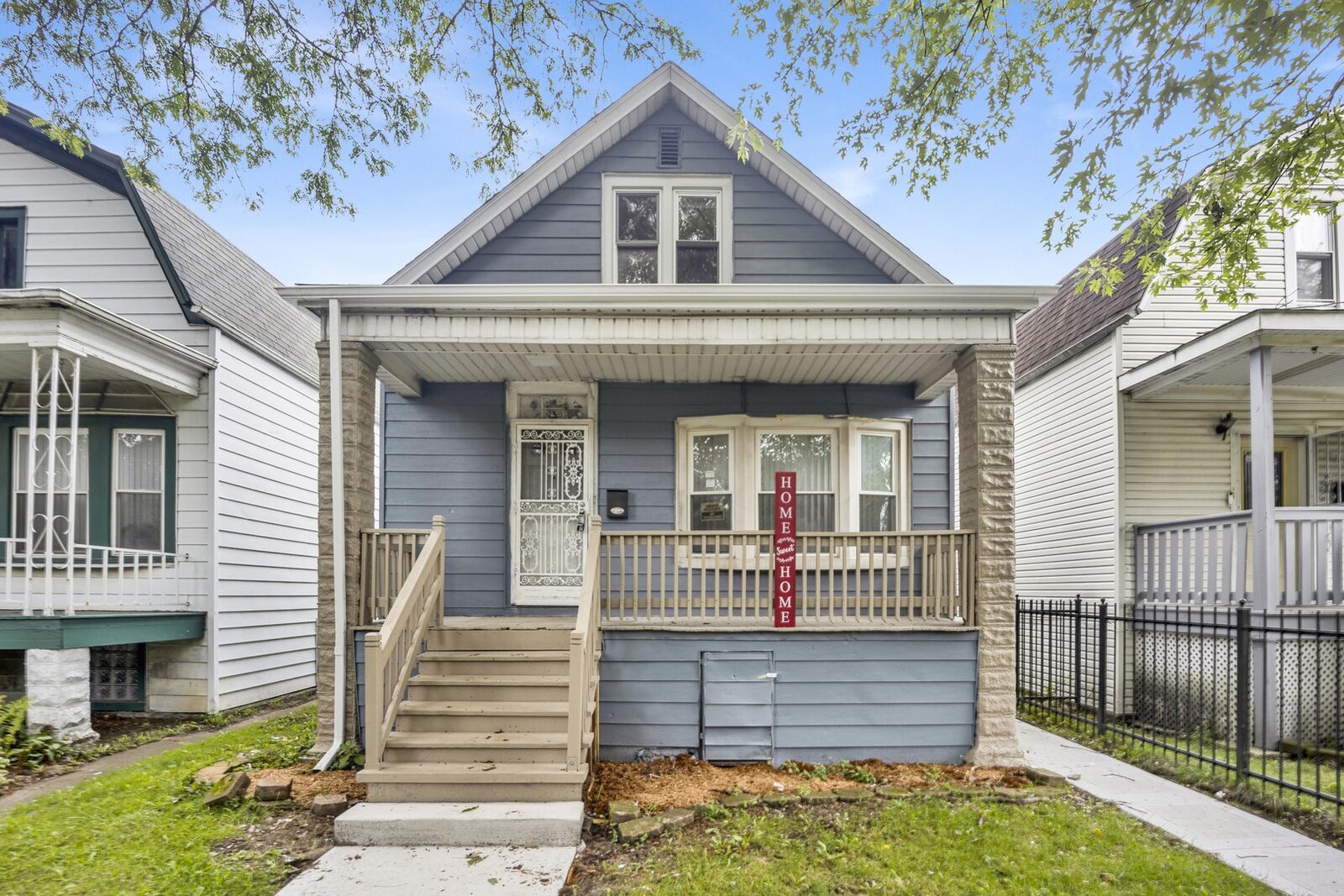 Property Photo:  7825 S Ingleside Avenue  IL 60619 