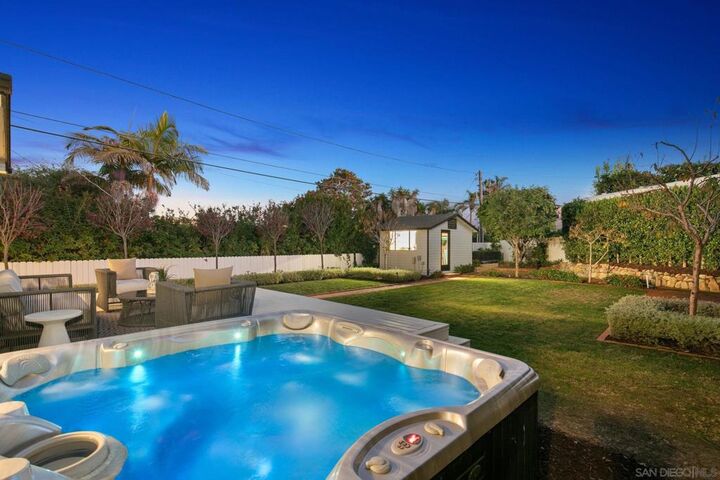 Property Photo:  211 Ocean St  CA 92075 