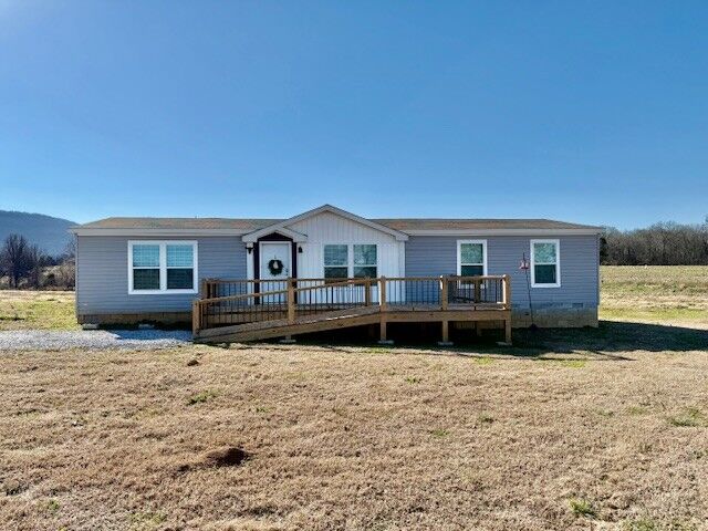 Property Photo:  621 Laxson Rd  TN 37366 