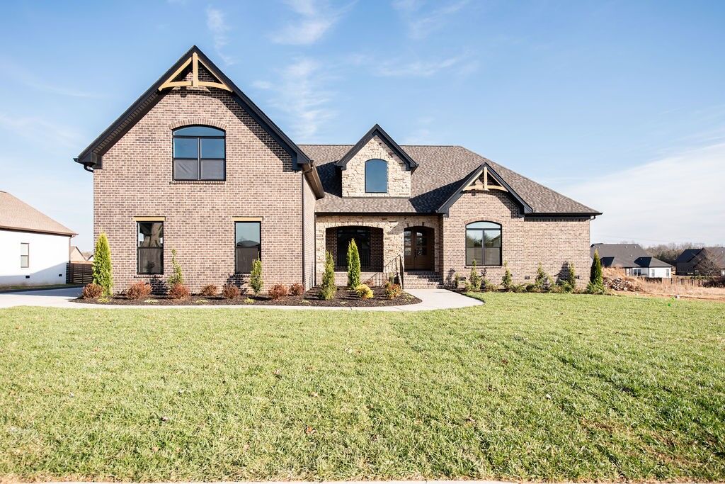 Property Photo: 894 Harrisburg Ln TN 37122