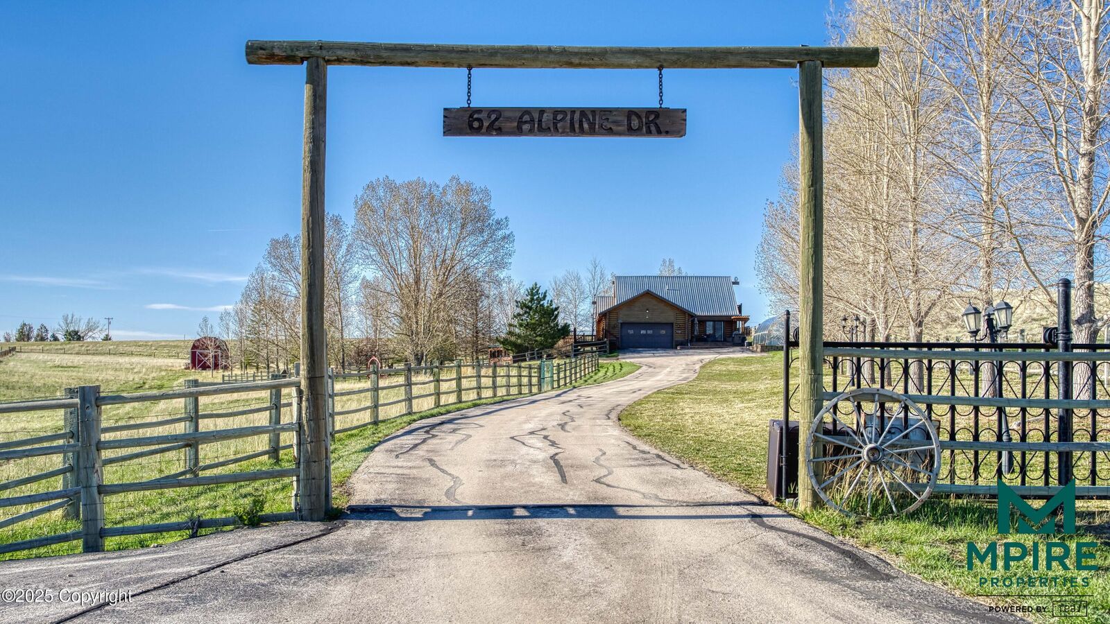 Property Photo:  62 Alpine Dr -  WY 82718 