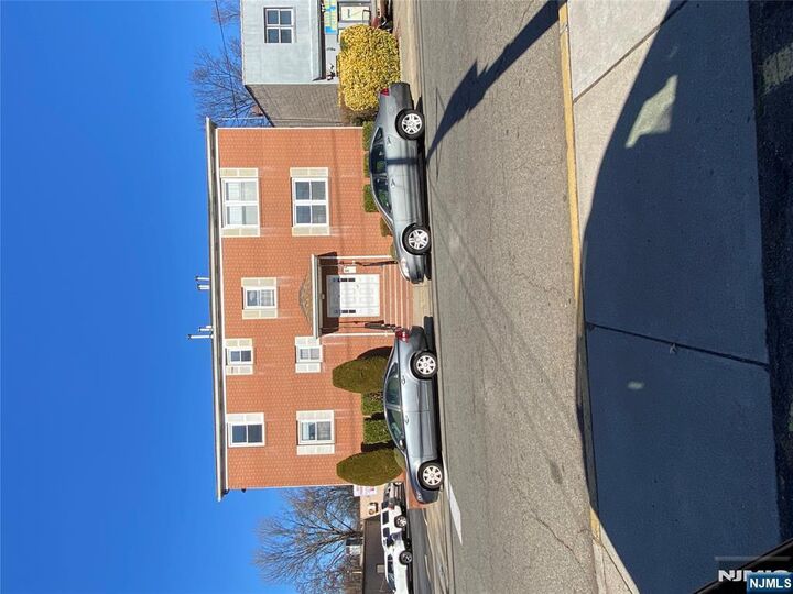 Property Photo:  41 W Church Street 11  NJ 07621 