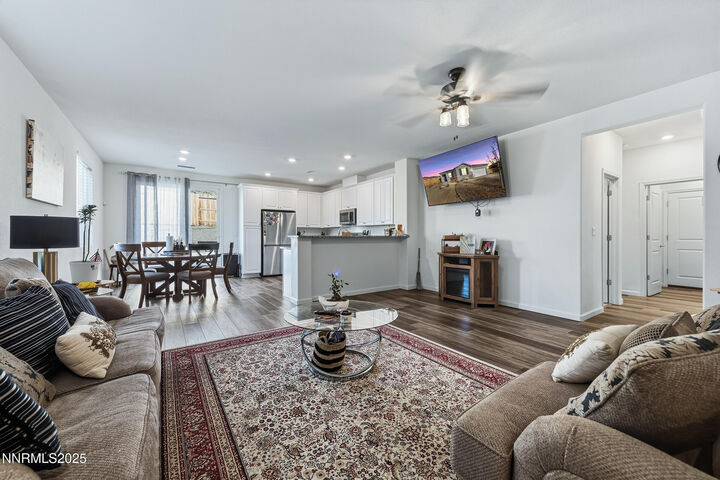 Property Photo: 326 Redwall Court NV 89403