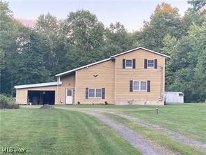 Property Photo: 1283 Stillwagon Road SE OH 44484