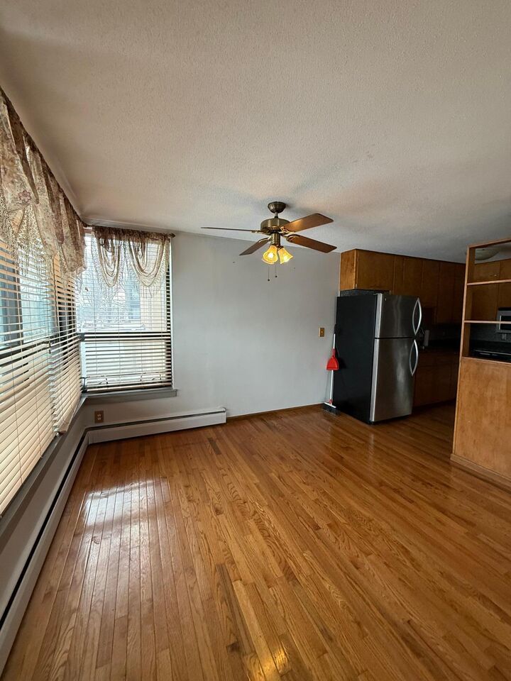Property Photo: 2500 Blaisdell Avenue 211 MN 55404