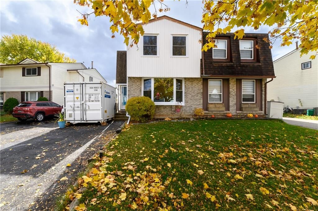 Property Photo:  12 White Owl Crescent  ON N3P 1A2 