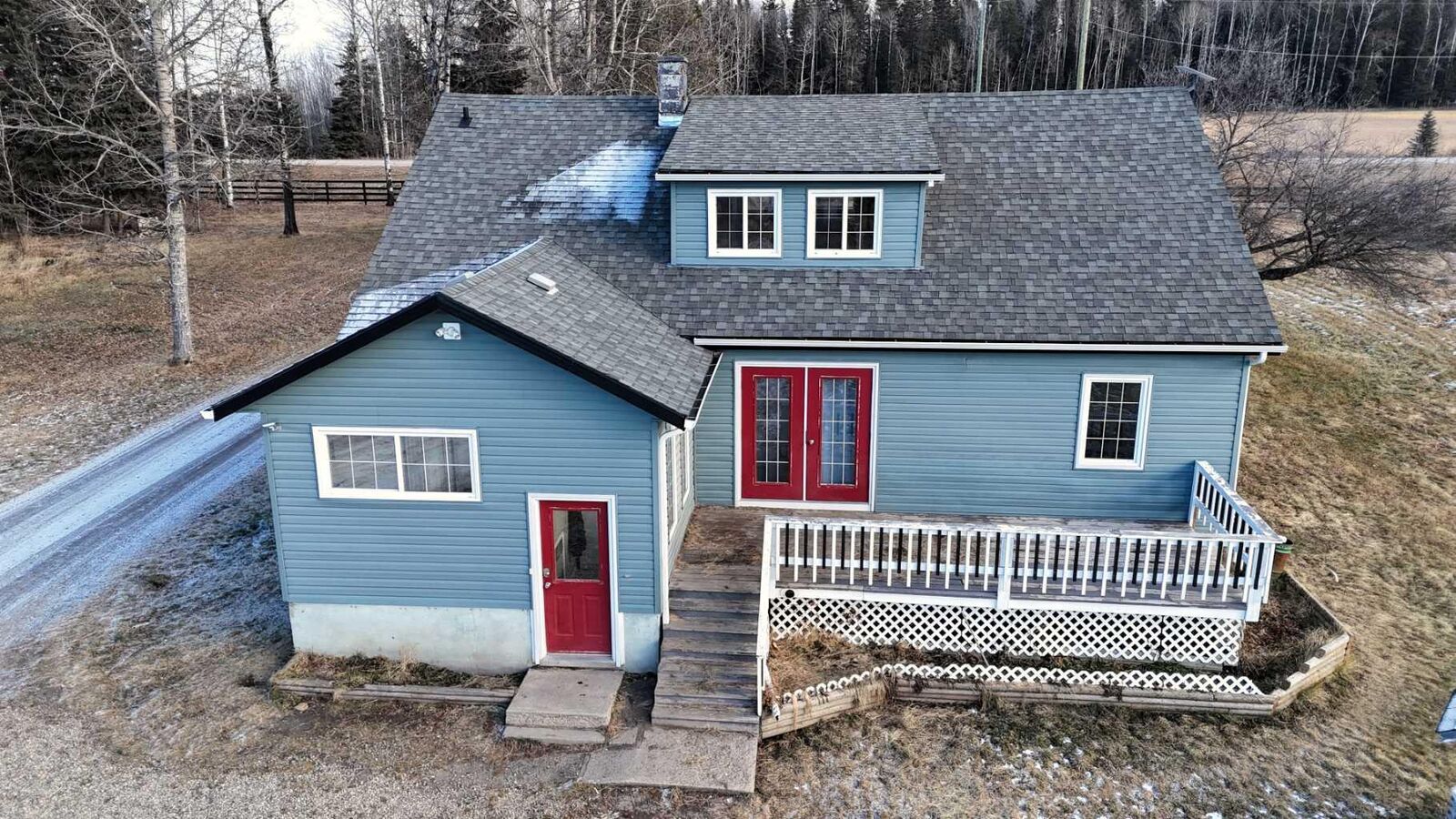 Property Photo: 54032 Highway 748N AB T7E 3M6