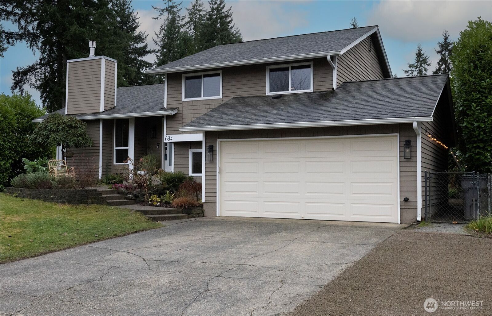 Property Photo:  634 NE Conifer Drive  WA 98311 