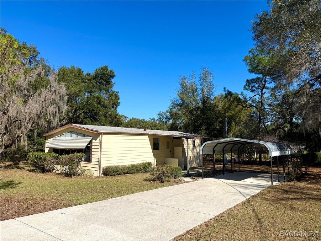 Property Photo:  9061 S Starfish Avenue  FL 34436 