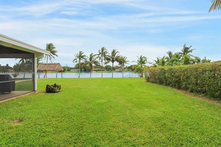 Property Photo: 10962 SW 117th St N/A FL 33176