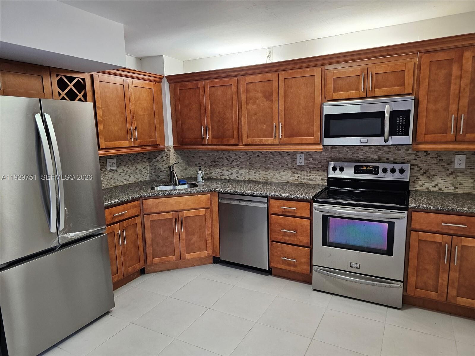 Property Photo:  10142 SW 77th Ct 10142  FL 33156 