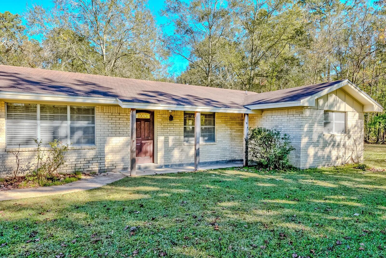 Property Photo:  260 Lawrence  TX 77662 