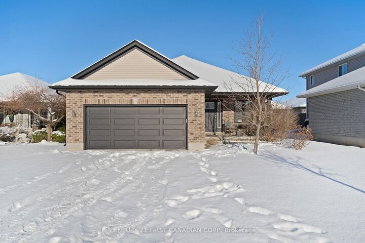 Property Photo:  46 Westlake Drive  ON N5P 0C6 