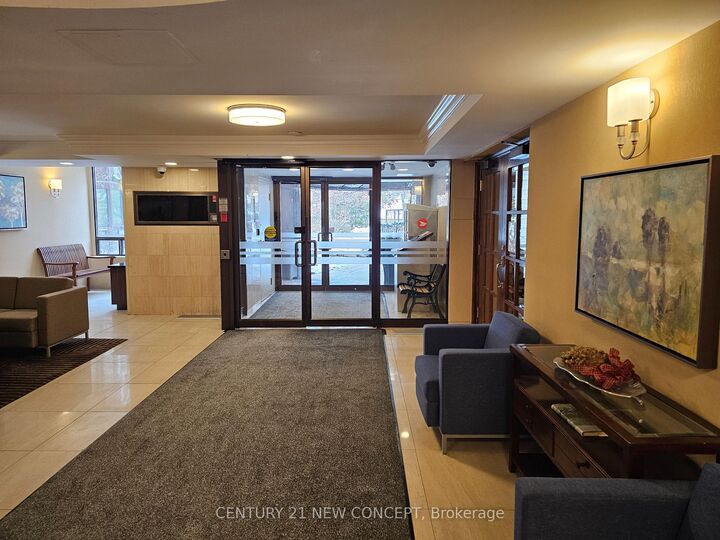 Property Photo:  255 The Donway W N/A # 123  ON M3B 3M3 